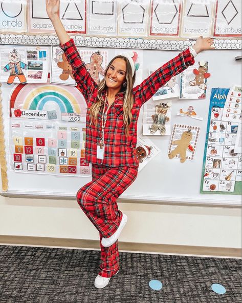 Teacher Pajama Day Outfit, Pj Day Spirit Week Outfits, Pj Day, Fall House, Pajama Day, Teacher Outfit, Spirit Week, Stylish Pants, Flannel Women