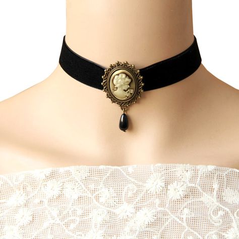 Cameo Choker Necklace, Gothic Choker Necklace, Handmade Choker Necklace, False Collar, Velvet Choker Necklaces, Handmade Chokers, Gothic Chokers, Vintage Choker, Human Head