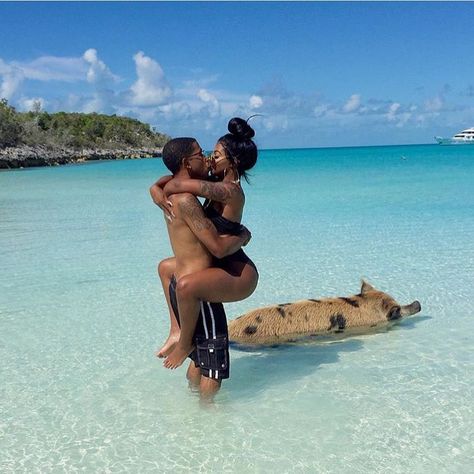 Couple Beach Pictures, Couples Vacation, Travel Moments, Fotos Goals, Me And Bae, Black Love Couples, Black Couples Goals, Cute Relationship Photos, Couple Relationship