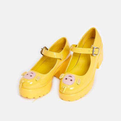 Mary Janes Platform, Shoes Mary Janes, Tinky Winky, Platform Boots Chunky, Chunky Shoes, Platform Mary Janes, Soft Clothes, Whimsical Fashion, Mary Jane Heels