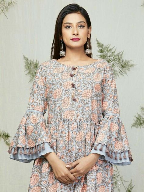 Pak Full Sleeves Design For Kurtis, Cotton Dress Neck Designs, Sleeves Design For Kurtis Latest, Dresses Tutorial, Sleeves Design For Kurtis, Floral Kurti, Mode Batik, डिजाइनर कपड़े, Full Sleeves Design