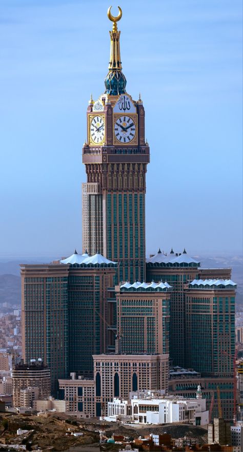 Mecca Saudi Arabia Mecca Saudi Arabia, La Mecca, Big Building, Harry Styles Cute, Tower Design, Unique Buildings, Urban Architecture, Urban Life, Clock Tower