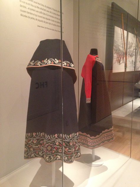 The cape and dress components of a James Bay Cree woman's outfit at the Royal Ontario Museum, circa 1850s. Photo: N. Southall. Ojibwe Jingle Dress Regalia, Jingle Dress Regalia Beadwork, Northern Traditional Regalia, Strap Dress Pattern, Old Style Jingle Dress Regalia, Powwow Outfits, Plains Cree Beadwork, Royal Ontario Museum, James Bay