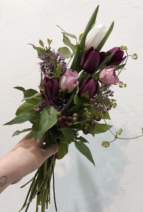 Dark Flowers Bouquet, Moody Bouquet, Prom Bouquet, Boquette Flowers, Dark Flowers, A Bouquet Of Flowers, Nothing But Flowers, Flower Therapy, Beautiful Bouquet Of Flowers