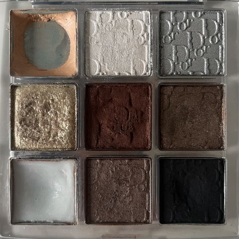 #dior #art Brown Eyeshadow Palette Aesthetic, Used Eyeshadow Palette, Make Up Palettes, Eyeshadow Pallets Aesthetic, Princess Makeup Aesthetic, Makeup Palette Aesthetic, Eyeshadow Palette Aesthetic, Aesthetic Eyeshadow Palette, Dior Makeup Palette