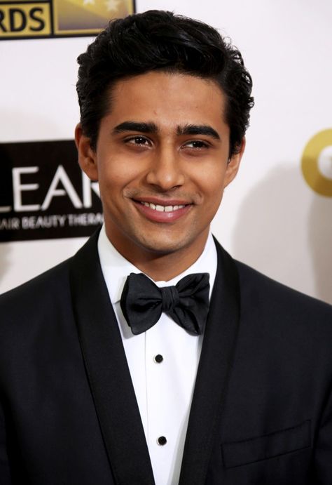 (SS) Suraj Sharma, Ang Lee, Film Life, Life Of Pi, Movie Awards, Free Service, Tv Guide, The Cast, Character Portraits