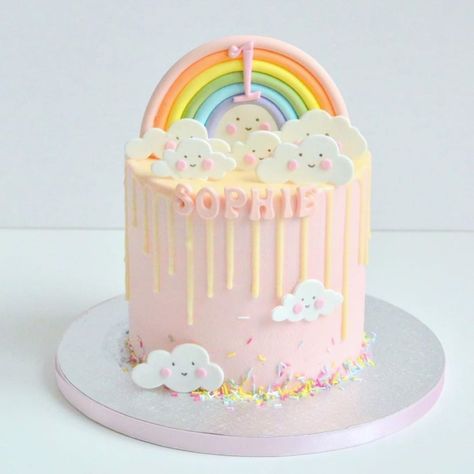 1 St Birthday Cake Girl, Baby Girl Birthday Party, Birth Cakes, 1st Year Cake, Hello Kitty Birthday Cake, Baby First Birthday Cake, 1 Year Birthday, Rainbow Birthday Cake