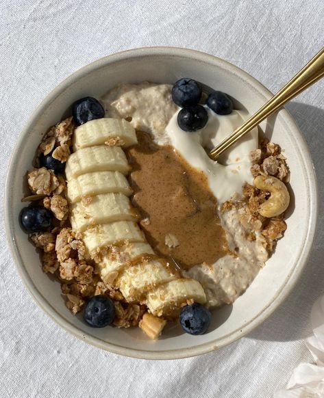 Breakfast Yogurt Bowl, Butter Spreads, High Protein Peanut Butter, Low Sugar Diet, Fruit Smoothie Recipes, Food Is Fuel, Keto Meal, High Protein Recipes, Desert Recipes