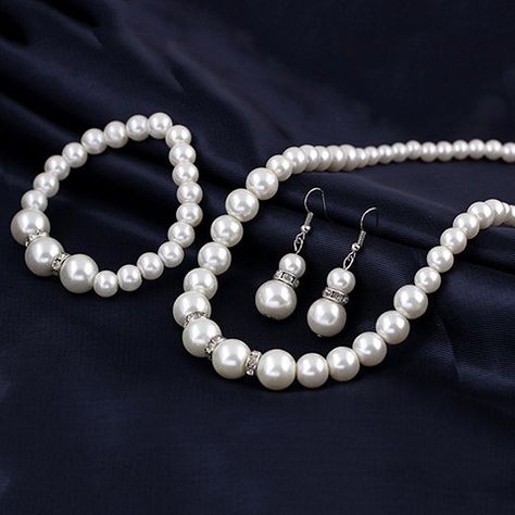 A Suit of Chic Faux Pearl Necklace Earrings and Bracelet For Women Bridal Jewelry Pearl, Bridal Jewelry Pearl Sets, Bride Bracelet, White Pearl Jewelry, Silver Drop Necklace, Costume Necklaces, Pearl Jewelry Sets, Jewelry Pearl, Bracelet Earring Set