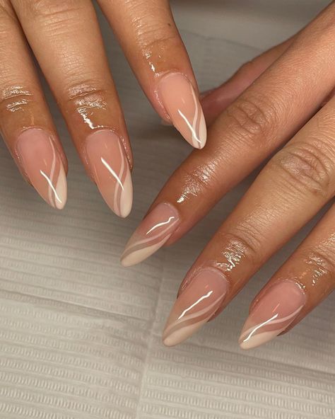 Gel-x only 💅🏼 on Instagram: “Simple ✨” Nagel Design, Nails 2022, Work Nails, French Tip Acrylic Nails, French Acrylic Nails, Classy Acrylic Nails, Classic Nails, Almond Nails Designs, Almond Acrylic Nails