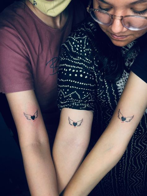 Small Matching Tattoos For Best Friends Trio, Three Way Best Friend Tattoos, Best Friend Tattoos For Three, Trio Matching Tattoos Siblings, Tattoo Ideas For Three Best Friends, Tattoo For Three Best Friends, Three Generation Tattoo, Three People Matching Tattoos, Triplet Tattoos Ideas