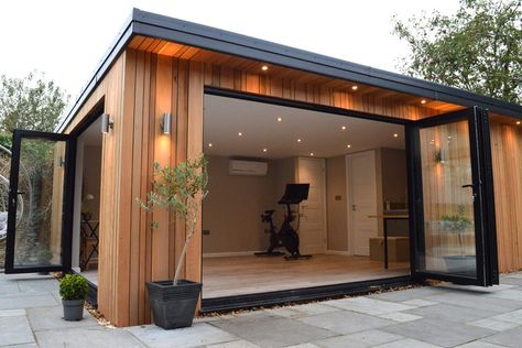 Studio In Garden, Garden Gym And Office, Garden Studio Bedroom, Adu Home Gym, Garden Office Gym, Garden Room Addition, Cedar Cladding Garden Room, Studio Gym Ideas, Detached Garage Gym Ideas