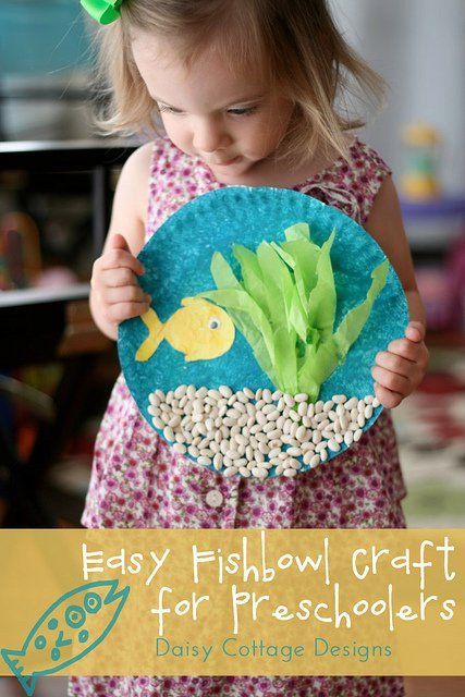 Easy Fishbowl Craft Fishbowl Craft, Craft Preschool, Preschool Craft, Fish Crafts, Ocean Crafts, Daycare Crafts, Paper Plate Crafts, Plate Crafts, Preschool At Home