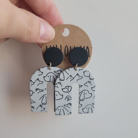 Dangle Earrings But Have A Stud Like Backing. Made With Polymer Clay. Polymer Clay And Beads Earrings, Cloud Clay, Clay Dog, Beige Earrings, Diy Jewelry Inspiration, Polymer Earrings, Dog Earrings, Girl House, Polymer Clay Art