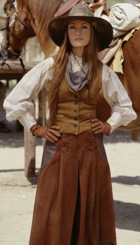 Old Western Outfits Women, Wild West Clothing, Wild West Outfits, Wild West Costumes, Cowboy Costume, Cowgirl Costume, Cowboy Party, Western Outfits Women, Cowboy Outfits