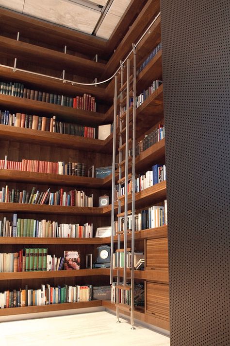 Sliding Ladder Bookshelf, Library Ladders Rolling, Closet Library, Library Ladders, Sliding Ladder, Library Study Room, Stair Ladder, Rolling Ladder, Bookshelf Inspiration