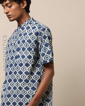 Check out Ajrakh Handblock Print Cotton Kurta on AJIO! Ajrakh Kurta Designs For Men, Ajrakh Kurta Designs, Kurta Designs For Men, Kurtas For Men, Fashion Shirts, Cotton Kurta, Men Shirt, Men Shirt Style, Kurta Designs