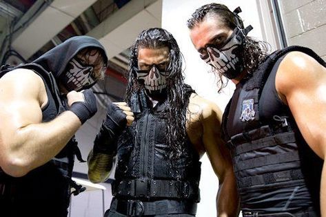 The Shield 4" x 6" Photo #1 WWE Roman Reigns Dean Ambrose Seth Rollins Roman Reigns Workout, Roman Reigns Shield, Shield Wwe, Roman Reigns Dean Ambrose, The Shield Wwe, Wwe Superstar Roman Reigns, Wwe Wallpapers, Wwe Roman Reigns, Wwe Champions