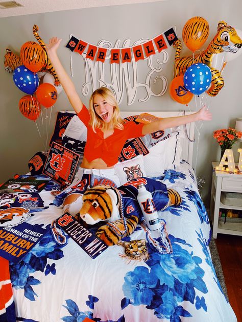 Auburn Graduation Party, Auburn Grad Party, College Reveal Ideas, Auburn University Aesthetic, Auburn Aesthetic, Auburn University Dorm, Auburn Decor, Auburn College, Graduation Party University