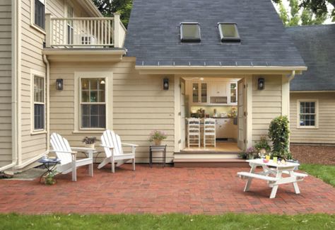 Farmhouse Addition, Modern Porch, New England Farmhouse, Bedroom Addition, House Journal, Modern Farmhouse Exterior, Home Addition, Room Additions, Farmhouse Exterior