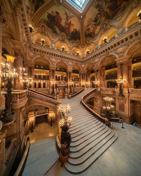 Culture Critic on Twitter: "Architecture is supposed to inspire awe. https://t.co/KMlRlVWoT8" / Twitter Opera Garnier Paris, Opera Paris, Paris Quotes, Charles Garnier, Paris Opera House, Opera Garnier, Grand Palais, Grand Staircase, New Paris