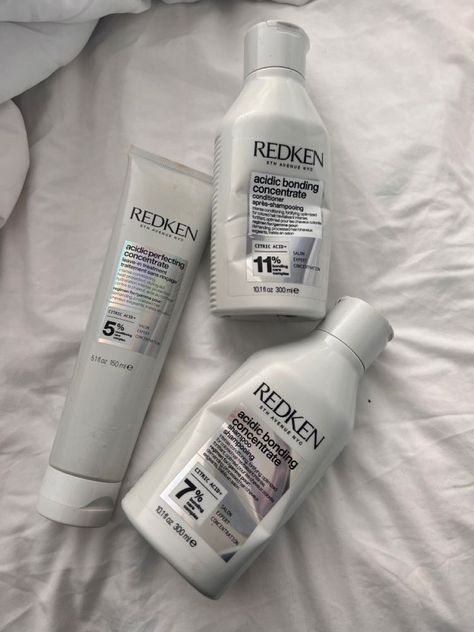 Redken Acidic Bonding Shampoo And Conditioner, Redken Leave In Conditioner, Redken Acidic Bonding Before And After, Redken Aesthetic, Redken Shampoo And Conditioner, Summer Reset, Redken Acidic Bonding Concentrate, Redken Acidic Bonding, Perfect Wavy Hair