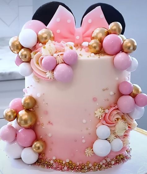 Pink Mini Mouse Cake, Pastel Minnie Mouse Rosa, Disney Cakes For Adults, Mini Maus Cake, Minnie Cake Ideas, Minnie Mouse Cake Ideas, Tarta Minnie Mouse, Birthday Cake Minnie Mouse, Pastel Minnie Mouse