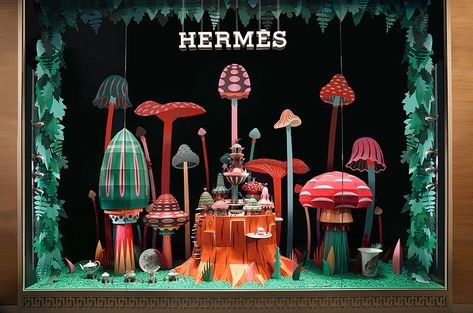 Hermes Window, Display Visual Merchandising, Magic Room, Window Display Retail, Paper Installation, Visual Merchandising Displays, Store Window Displays, Window Display Design, Art Appliqué