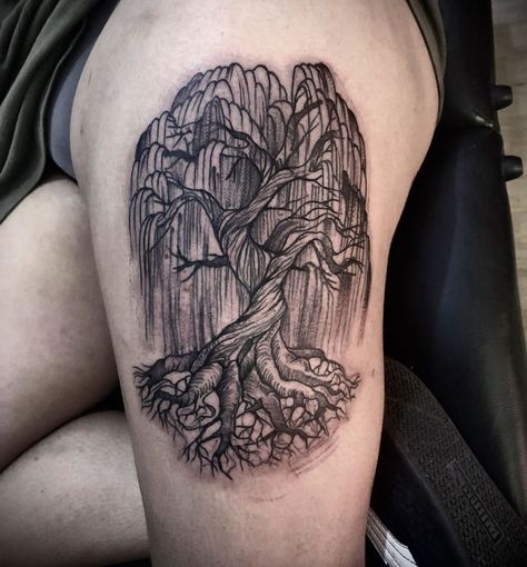 Fulvio Mulas on Instagram: “Weeping willow black work tattoo #weepingwillow #blackworktattoo #black #blacktattoo #blackink #ink #work #tattoo #mulastattoo…” Tree Thigh Tattoo, Weeping Willow Tattoo, Tree Tattoo Black, Willow Tree Tattoo, Black Work Tattoo, Grounding Yourself, Symbols Of Strength Tattoos, Willow Tree Tattoos, Reaper Tattoo