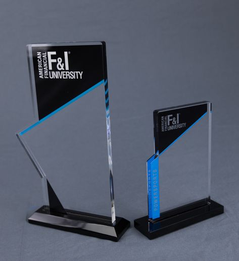 Plakat Acrylic, Creative Trophy Design, Corporate Trophy Design, Award Design Trophy, Acrylic Trophy Design, Trophy Acrylic Design, Laser Signs, Trophy Plaques, Acrylic Trophy