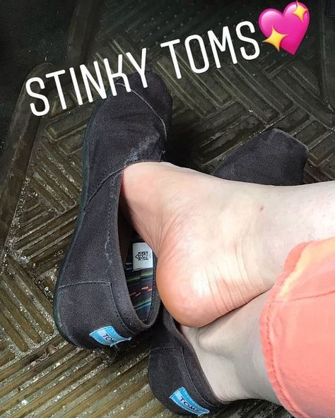 Toms Shoes on Instagram: “@queen_smelly_feet knows the fast route to my heart ♥ . . . . . . . . . #sweatytoms#stinkytoms#smellytoms…” Toms Outfits, Smelly Shoes, Instagram Queen, Toms Shoes, Girls Wear, Dansko Professional Clog, My Heart, Clogs, Queen