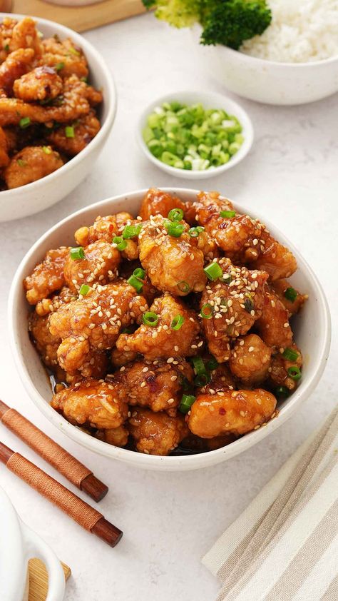 Honey Butter Korean Fried Chicken, Korean Honey Chicken, Crispy Honey Butter Chicken, Fried Honey Chicken, Fried Chicken Aesthetic, Honey Sauce For Chicken, Butter Chicken Easy, Honey Butter Fried Chicken, Butter Fried Chicken