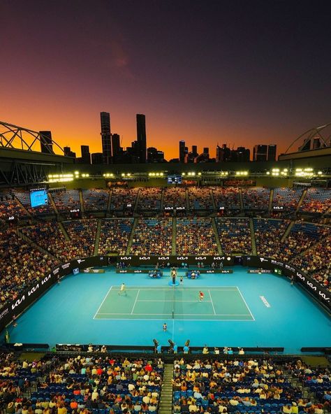 Tennis Core, Tennis Wallpaper, Tennis Rules, Tennis Lifestyle, Melbourne Restaurants, Beautiful Australia, Tennis Pictures, Rod Laver Arena, Rod Laver