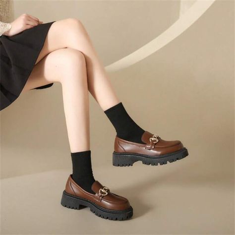 Light Academia Shoes, Chunky Loafers, Brown Shoes, Pu Heels, Boho Floral Dress, British Style, Leather Slip Ons, Leather Loafers, Loafers For Women