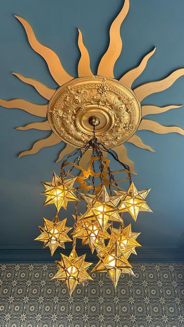 Celling Paintings Bedroom, Sun Ceiling Light, South Facing Bedroom, Biggest Bedroom, Gold Sun, Ceiling Rose, Ceiling Decor, Room Ideas Bedroom, Be Nice