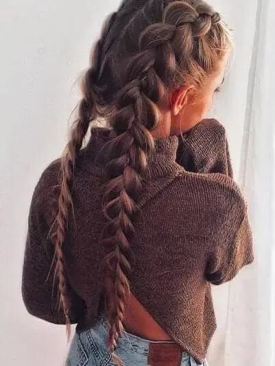 33 Cool & Festive Hair Braids That Totally Rock Her Hair, Long Hair, A Woman, Braids, Wall, Hair, Blue, White, Plaits