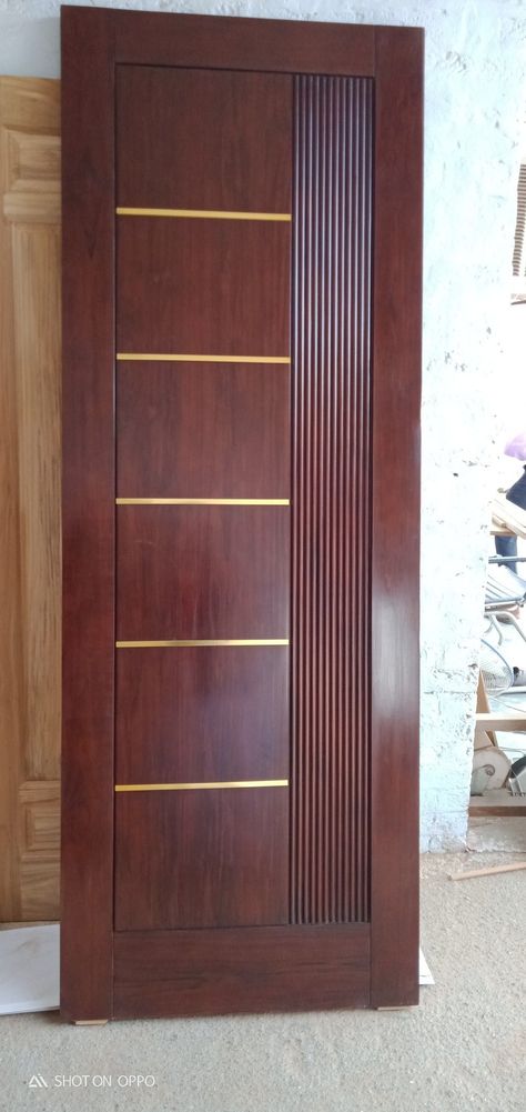 #housedoor #maindoor #bedroomdoor #wroughtirongate #soliddoor #windows #meshgate #vinylflooring Wooden Single Door Design Modern, Plywood Gate Design, Sagwan Wood Door Design Latest, Vineer Groove Design Door, Sanmaika Design For Door, Door Design For Room, Plywood Door Designs Modern, Veneer Door Design Bedrooms, Latest Wooden Door Designs