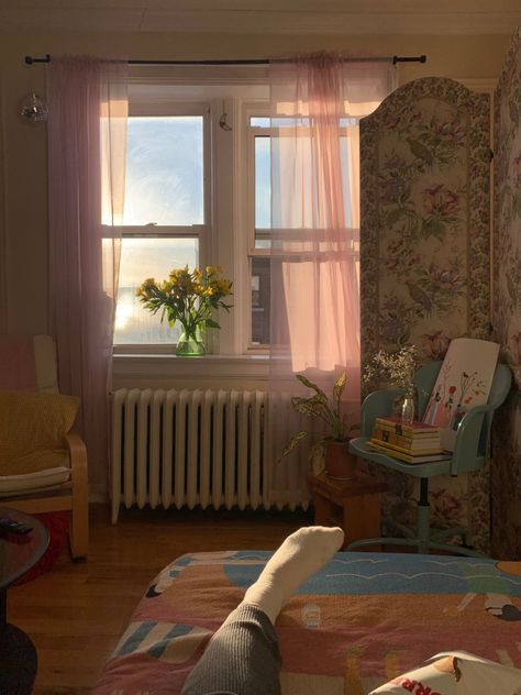 Sheer Curtains Bedroom, Summer Bedroom, Cute Curtains, Floral Room, Pink Curtains, Curtain Ideas, Bedroom Aesthetic, Aesthetic Bedroom, Curtains Bedroom