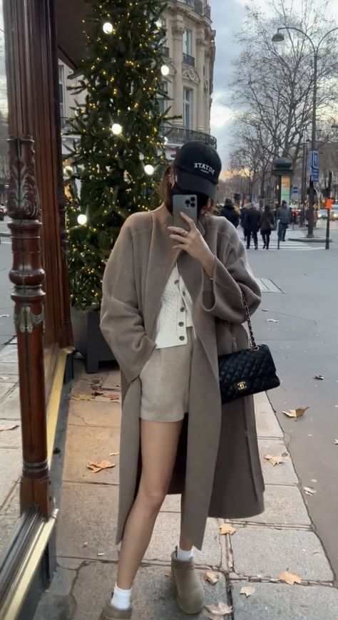 Taupe Coat Outfit, Coat Outfit, Wool Trench Coat, Coat Outfits, New Version, Black Coat, Wool Coat, Oversized Fits, Riding Helmets