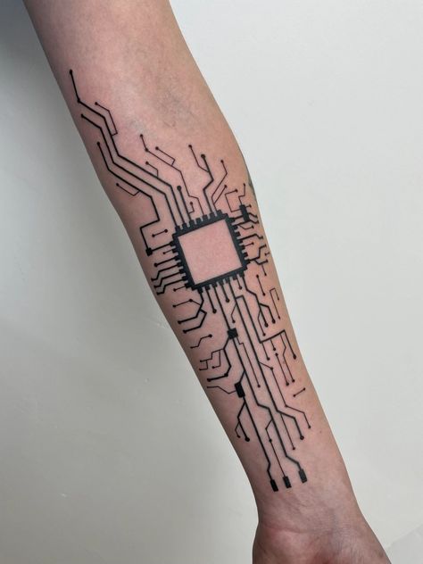 Microchip Tattoo, Computer Tattoo Ideas, Circuit Tattoo Design, Graph Tattoo, Cybernetic Tattoo, Tech Tattoo Ideas, Technology Tattoo, Computer Tattoo, Circuit Tattoo