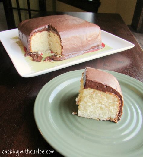 Farmer’s Daughter Cake Easy Pineapple Cake, Simple Cake, Dinner Dessert, Chocolate Frosting, Chocolate Pudding, White Cake, Piece Of Cakes, Eat Dessert, Decadent Desserts