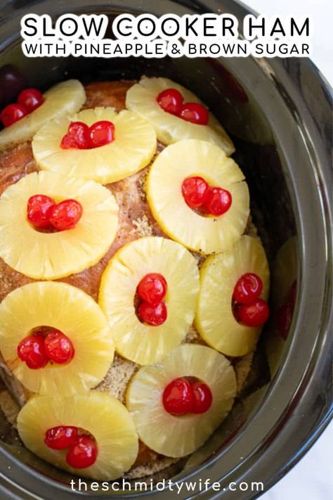 Pineapple Ham Crockpot, Slow Cooker Pineapple Ham, Old Fashioned Ham, Ham With Pineapple, Baked Ham With Pineapple, Brown Sugar Pineapple, Ham Recipes Crockpot, Slow Cooker Ham Recipes, Pineapple Ham