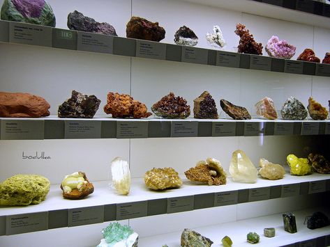 South Australian Museum, Adelaide (taken through the glass) en.wikipedia.org/wiki/Mineral Floating Shelves, The Glass, All Photos, Close Up, Place Card Holders, Gems, Stone, Glass