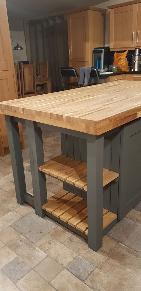 Moveable Kitchen Island With Storage, Moveable Island With Seating, Diy Kitchen Island Plans, Rustic Kitchen Island With Seating, Kitchen Extension With Island, Homemade Kitchen Island, Bespoke Kitchen Island, Kitchen Islands Ideas With Seating, Campsite Setup