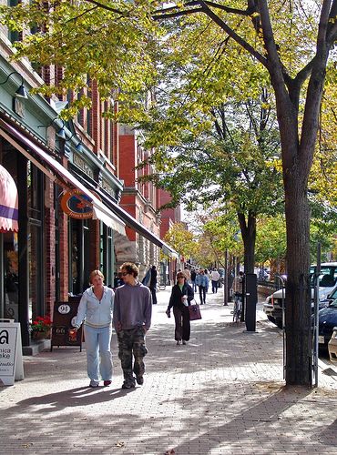 Hurontario Street - Collingwood, Ontario, it looks so nice, I want to visit one day! Brownfield Redevelopment, Collingwood Ontario, Ontario Place, Wasaga Beach, Tiny Wedding, Georgian Bay, Visit Canada, O Canada, Cozy Cafe