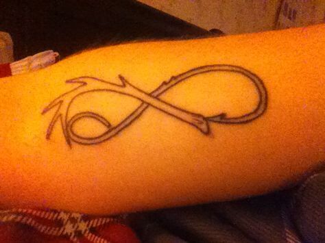 15+ Hook & Deer Antler Tattoo Designs | PetPress Fishing Memorial Tattoo, Hunting And Fishing Tattoos, Tattoos Country, Deer Antler Tattoos, Deer Antler Tattoo, Tattoo Fishing, Fishing Tattoos, Antler Tattoos, Grandpa Tattoo