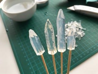 Simple HOT GLUE Crystal Sculpture With Light! :-) : 5 Steps (with Pictures) - Instructables Crystal Sculpture Art, Hot Glue Fairy Lights, Hot Glue Room Decor, Hot Glue Miniatures, Hot Glue Diy Crafts, Hot Glue Sculpture, Hot Glue Crystals, Hot Glue Decor, Light Up Crafts