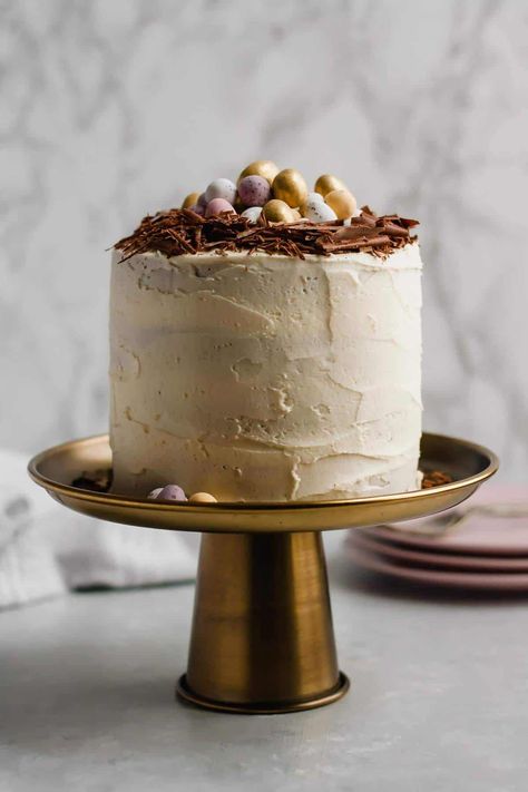 Mini Egg Recipes, Easter Nest Cake, Nest Cake, Malteser Cake, Simnel Cake, Maltese Recipes, Easter Cake Recipes, Cake Photoshoot, Brown Butter Frosting