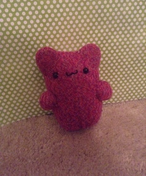 Sock Plushies Diy, Sock Plushies, Diy Sock Toys, Plushies Diy, Kawaii Decor, Diy Plush Toys, Diy Hello Kitty, Bear Cat, Sock Dolls