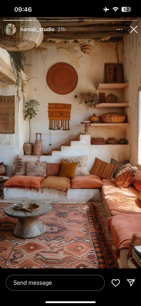 Munnar, Cob House, Deco Originale, Casa Container, Deco Boheme, Boho House, Traditional Living Room, Moroccan Decor, Boho Living